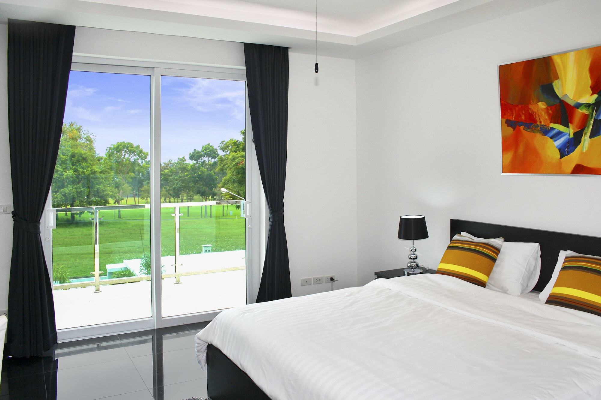 Green View Villas Bang Lamung Exterior photo